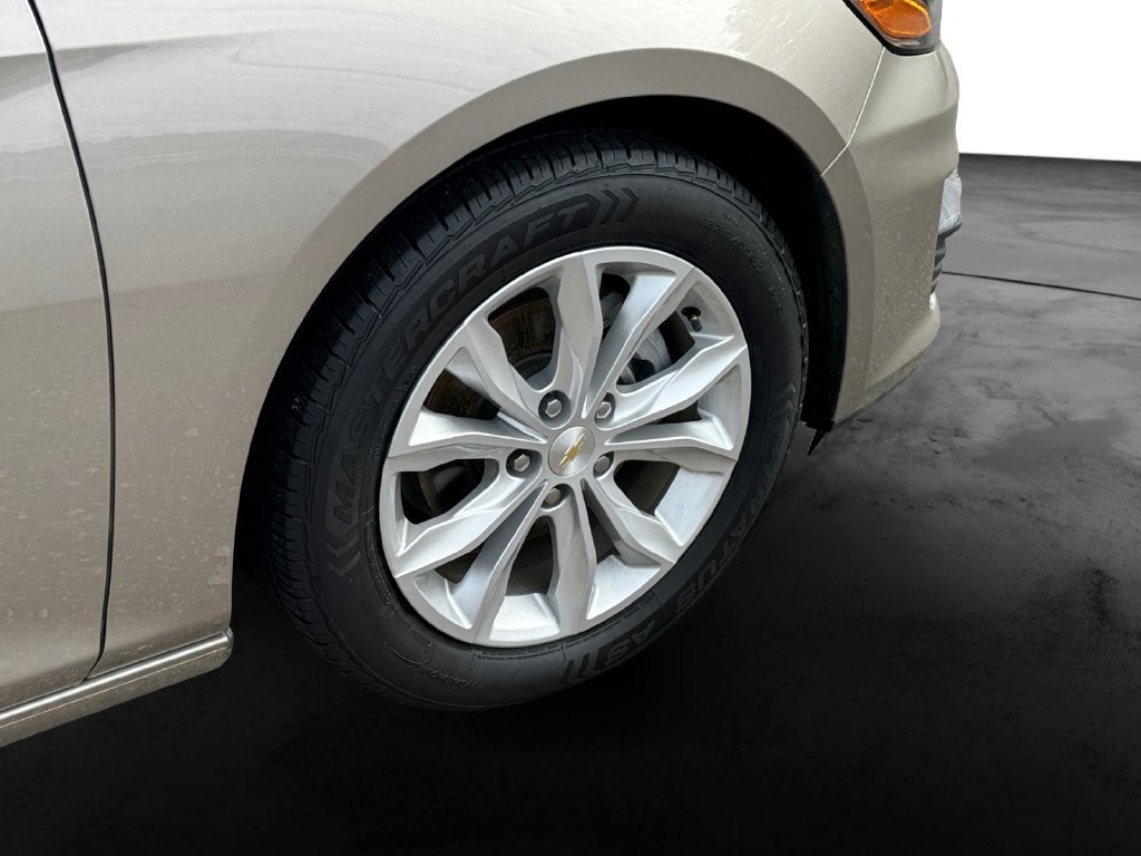 Used 2024 Chevrolet Malibu LT FWD image 11