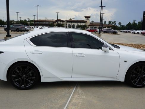 Certified 2025 Lexus IS 350 F Sport RWD image 4