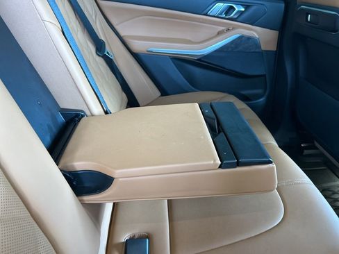 Used 2024 BMW X5 sDrive40i w/ Parking Assistance Package image 31