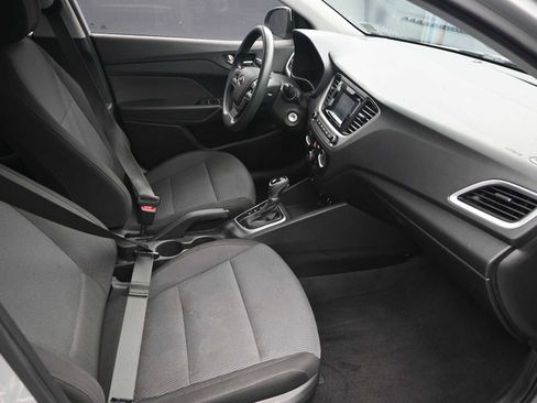 Used 2019 Hyundai Accent SE image 19