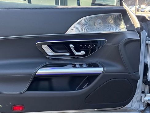 Used 2025 Mercedes-Benz SL 55 AMG 4MATIC image 23