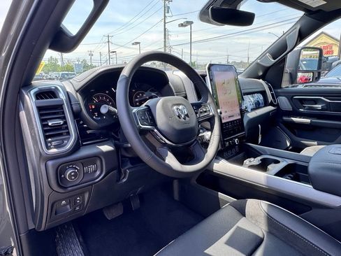 Used 2026 RAM 1500 Laramie w/ Night Edition AWD/4WD image 12
