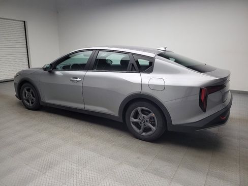 Used 2025 Kia K4 FWD image 3