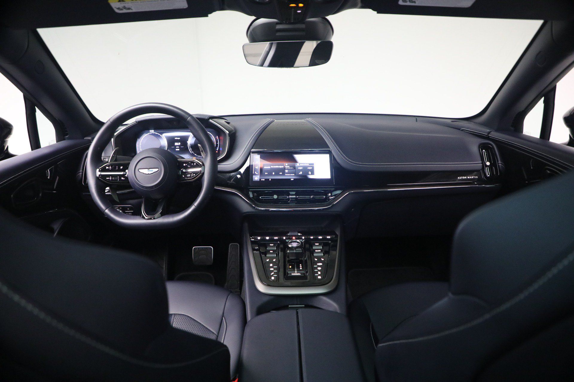 Used 2025 Aston Martin DBX 707 AWD/4WD image 24