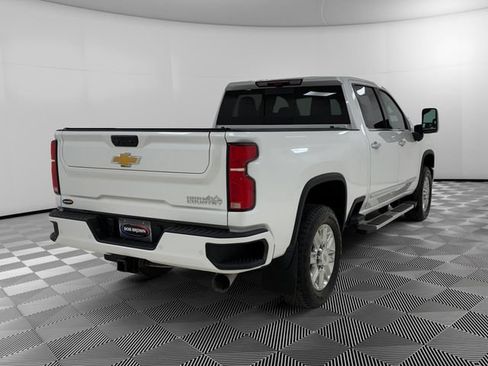 Certified 2024 Chevrolet Silverado 2500 High Country w/ High Country Premium Package AWD/4WD image 5