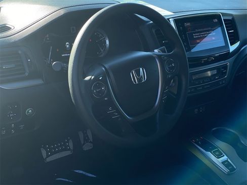 Used 2020 Honda Ridgeline Sport image 18