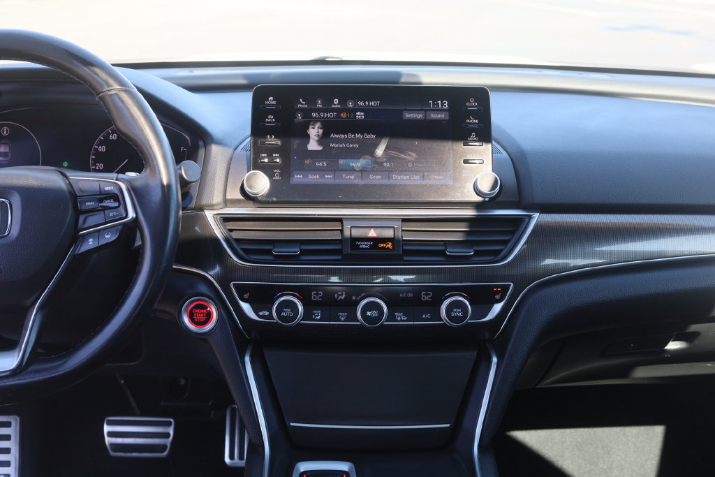 Used 2019 Honda Accord Sport image 18