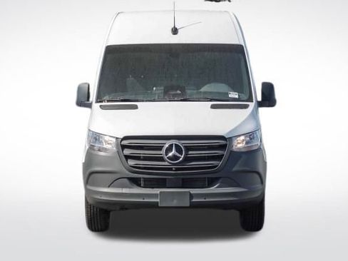 New 2025 Mercedes-Benz Sprinter 2500 image 2