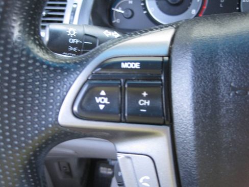 Used 2012 Honda Odyssey EX image 36