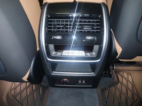 Used 2025 BMW X5 M60i image 56