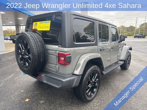 Used 2022 Jeep Wrangler Unlimited Sahara w/ Cold Weather Group image 3