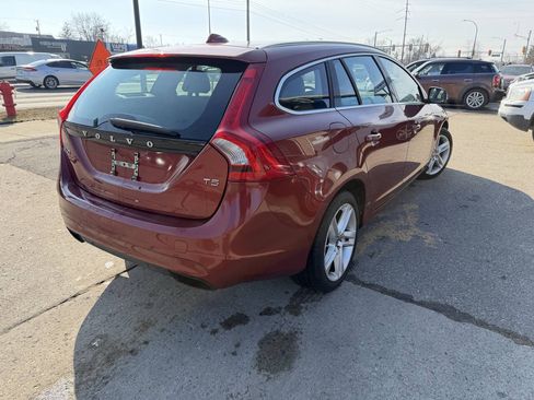 Used 2015 Volvo V60 T5 Premier FWD image 4