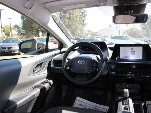 Used 2023 Toyota Prius LE FWD image 18