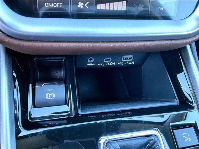 Used 2025 Subaru Outback Touring AWD/4WD image 24