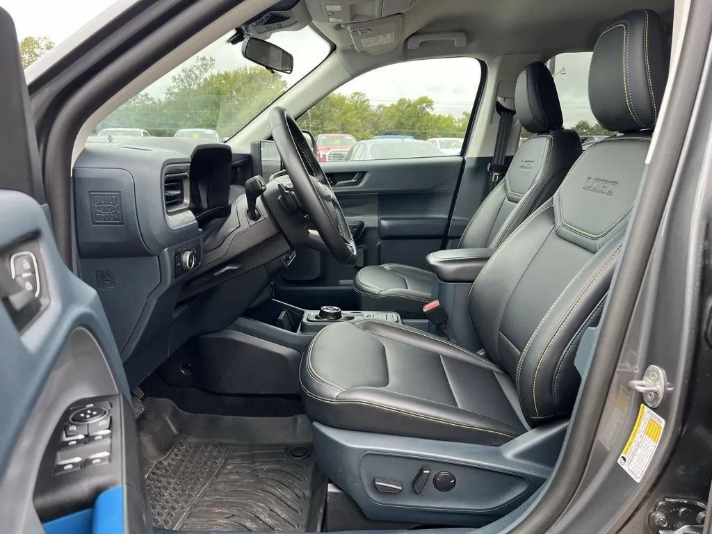 Used 2025 Ford Maverick Lobo AWD/4WD image 13