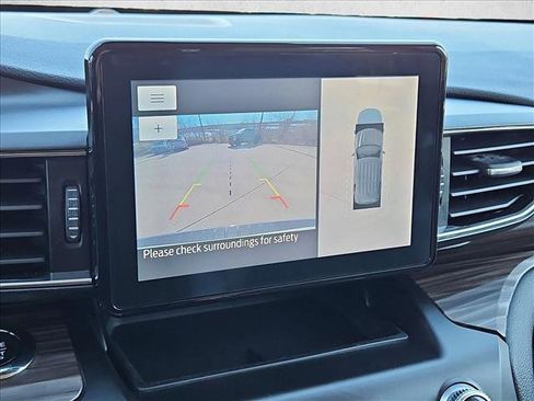 Used 2020 Ford Explorer Limited image 14