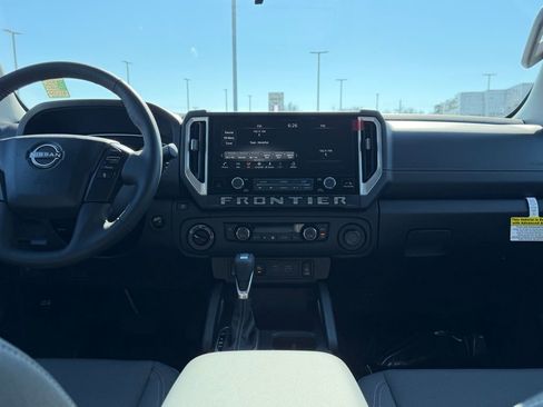 New 2026 Nissan Frontier SV image 19