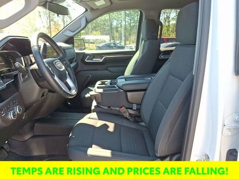 Used 2024 GMC Sierra 1500 Elevation image 17