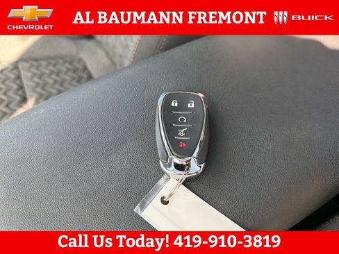 Used 2024 Chevrolet Equinox LT AWD/4WD image 29