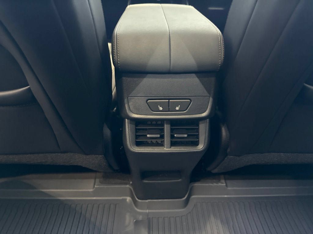 New 2027 GMC Terrain AT4 w/ Convenience Package III AWD/4WD image 23