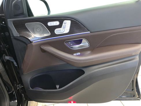 Used 2022 Mercedes-Benz GLS 450 4MATIC image 75