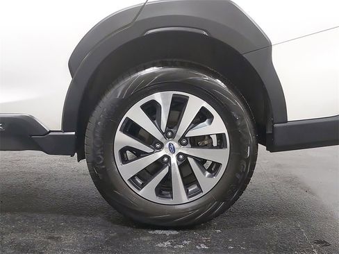 Used 2024 Subaru Outback Premium image 64