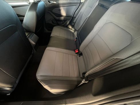 Used 2025 Volkswagen Jetta SE image 25