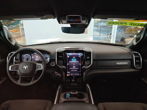 Used 2025 RAM 1500 Big Horn AWD/4WD image 25