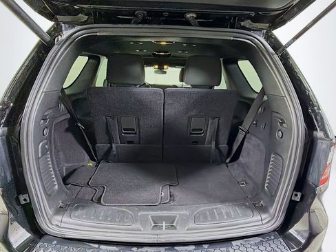 Used 2025 Dodge Durango GT image 28
