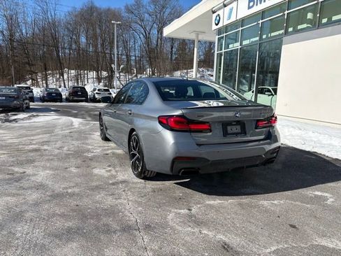 Used 2023 BMW M550i xDrive w/ Executive Package image 5