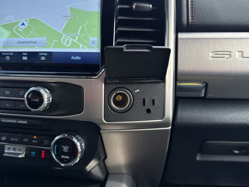 Used 2022 Ford F350 Platinum image 50