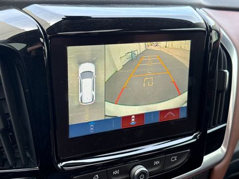 Used 2018 Chevrolet Traverse High Country AWD/4WD image 21