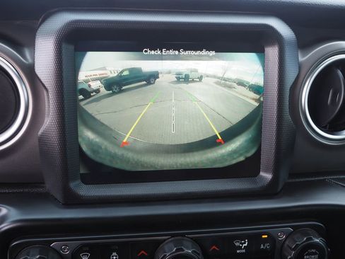 Used 2022 Jeep Wrangler Unlimited Rubicon 4xe w/ Cold Weather Group image 26