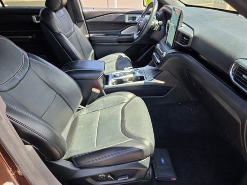 Used 2020 Ford Explorer ST w/ ST Street Pack AWD/4WD image 18