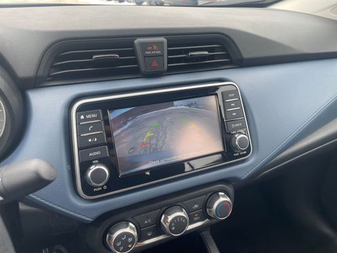 Used 2025 Nissan Versa SV image 24