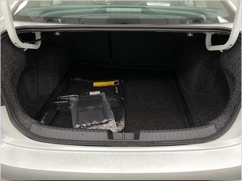 New 2026 Volkswagen Jetta SE image 5