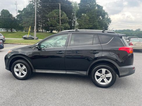 Used 2013 Toyota RAV4 XLE AWD/4WD image 19
