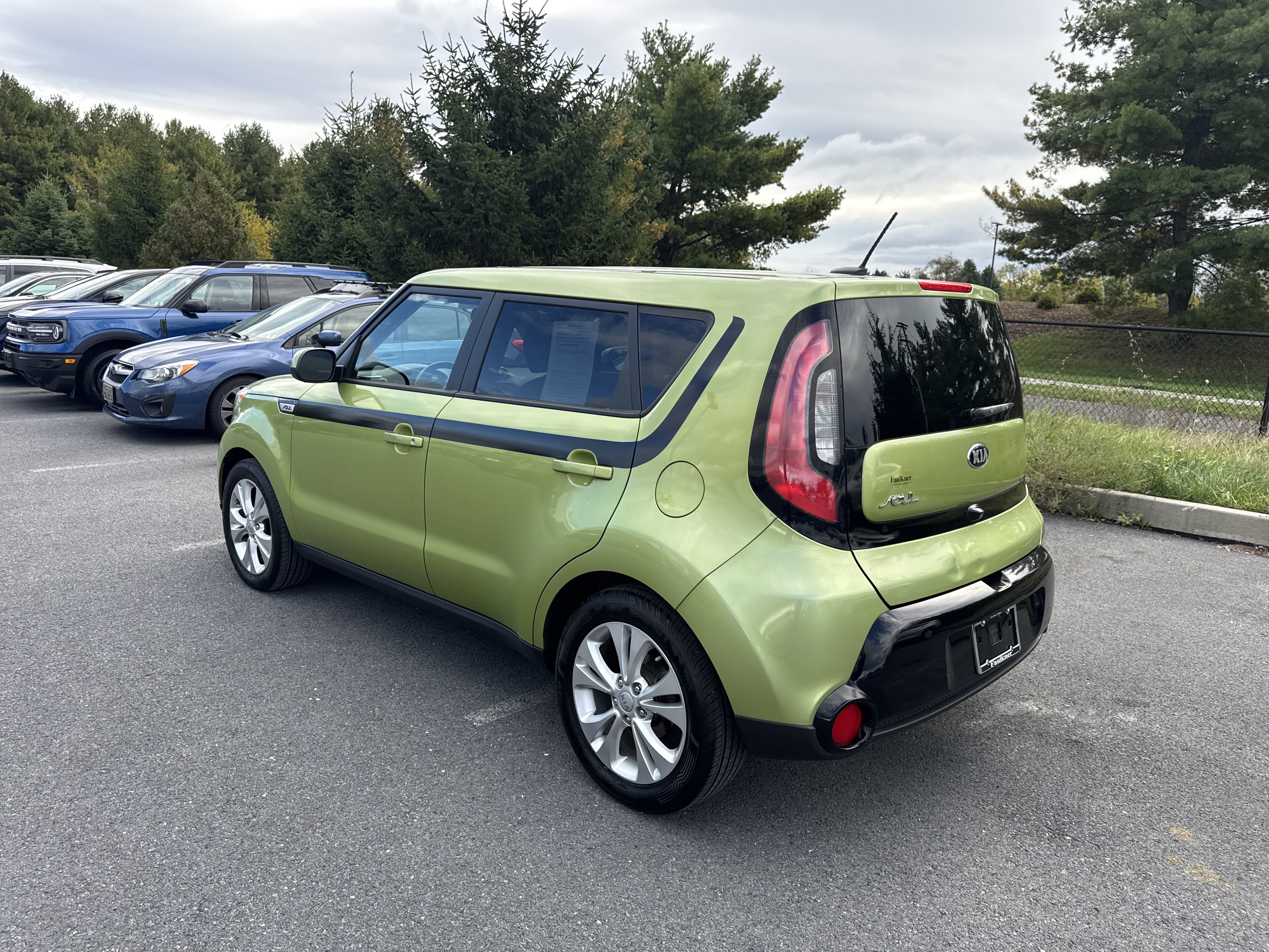 Used 2016 Kia Soul + FWD image 25