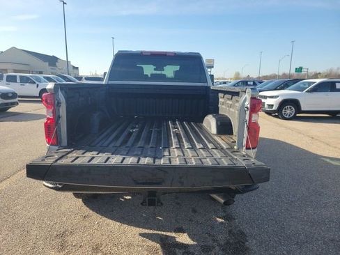 Used 2026 Chevrolet Silverado 2500 Custom w/ Custom Value Package image 34