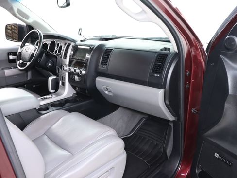Used 2008 Toyota Sequoia Limited image 15