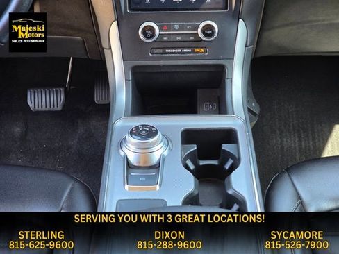 Used 2021 Ford Edge SEL w/ Convenience Package image 25