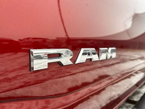 Used 2019 RAM 1500 Laramie image 10