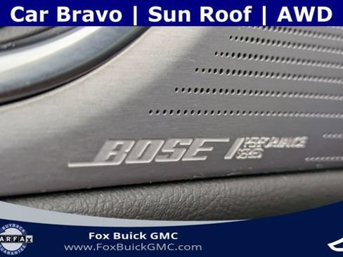 Certified 2023 Cadillac XT5 Sportv w/ LPO, Floor Liner Package AWD/4WD image 25