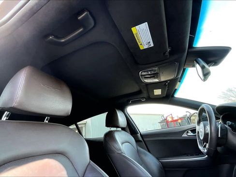 Used 2020 Kia Stinger GT image 14