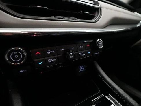 Certified 2022 Jeep Compass Limited image 20