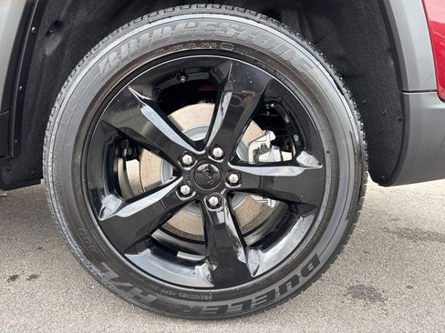 New 2025 Jeep Grand Cherokee L Altitude image 14