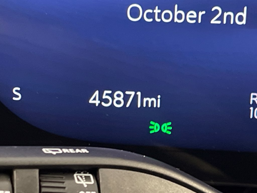 Used 2024 Buick Envision Preferred AWD/4WD image 24