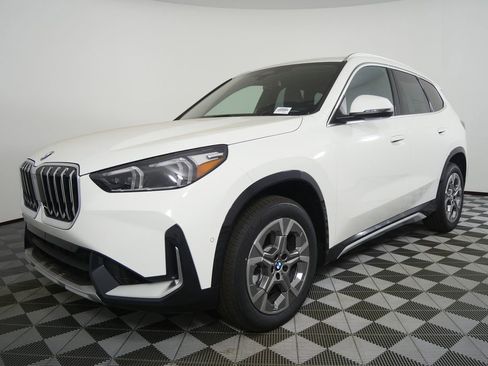 New 2026 BMW X1 xDrive28i w/ Convenience Package AWD/4WD image 7
