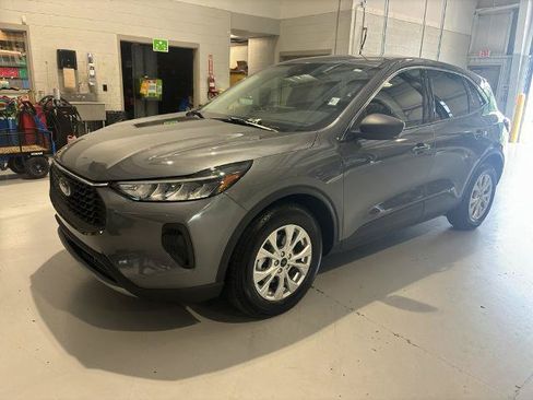 Certified 2024 Ford Escape Active FWD image 1
