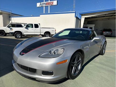 Used 2007 Chevrolet Corvette Z06 w/ Preferred Equipment Group RWD image 2
